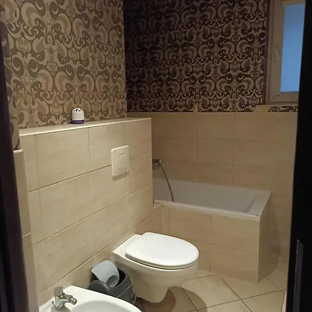 Hostal Tet6 *